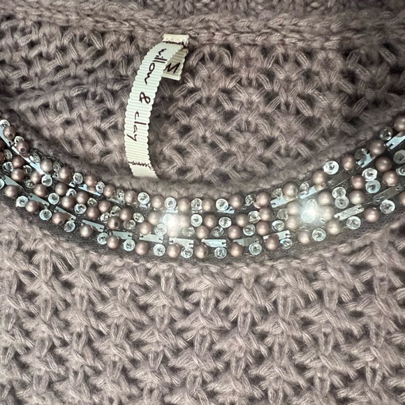 Willow & Clay long sleeve knit sweater with beaded and sequined neckline - Picture 4 of 7